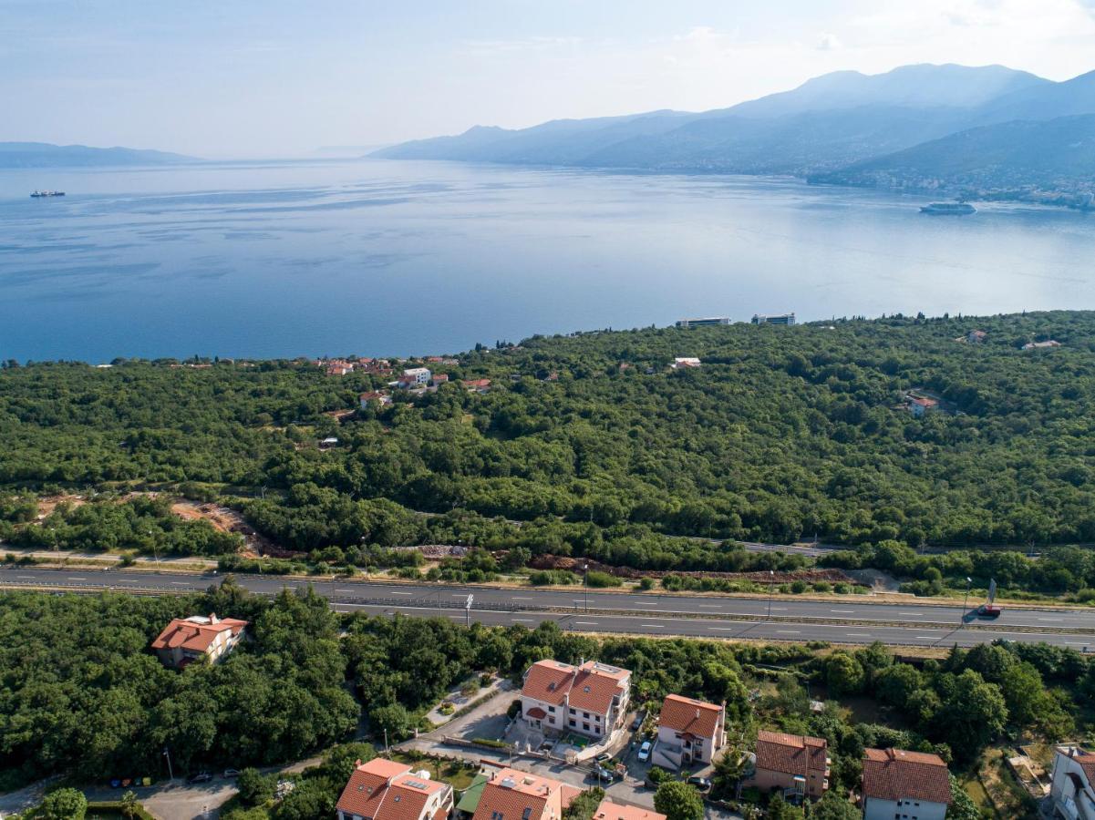 Appartamento Vrata Jadrana Fiume Esterno foto